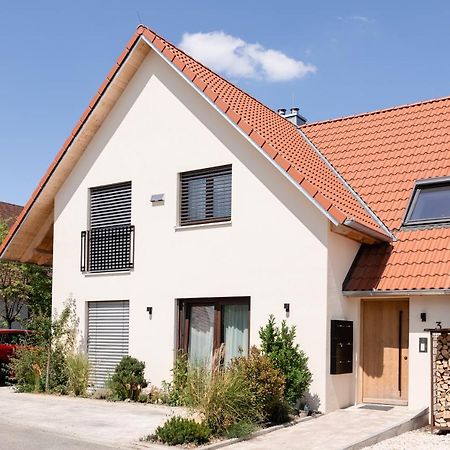 Ferienwohnung'Akazie' Mit Terrasse Auf Dem Bodanrueck Radolfzell am Bodensee Extérieur photo